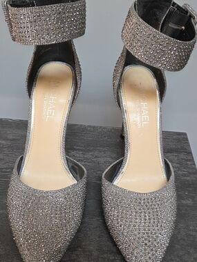 HOT 🔥Michael Shannon  Crystal-Embellished Silver Pointed-Toe Ankle-Strap Heels